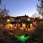 Borgo Saint George * 奥特里科利