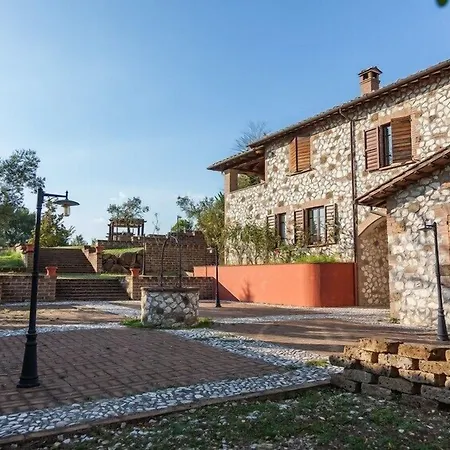 Borgo Saint George * Отриколи