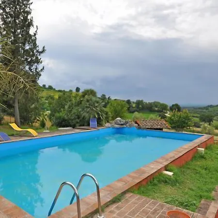 Borgo Saint George Hotel *