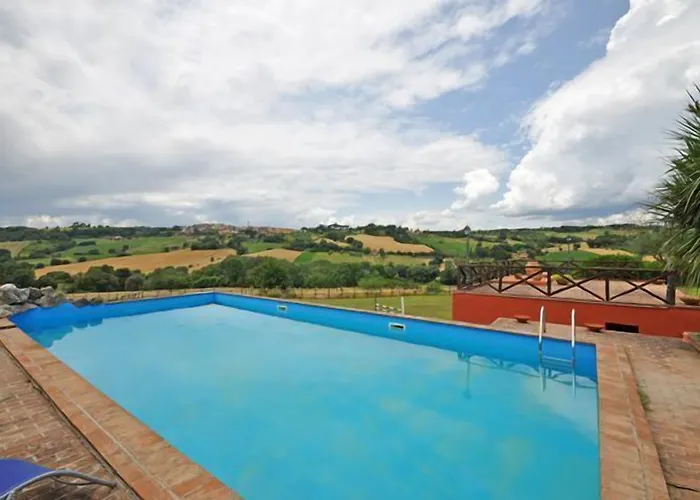 Borgo Saint George Hotel *